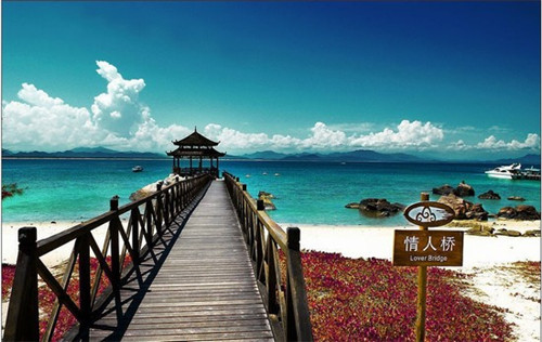 适合夫妻店的日本料理加盟品牌有哪些，昊来了寿司加盟大概要多少钱